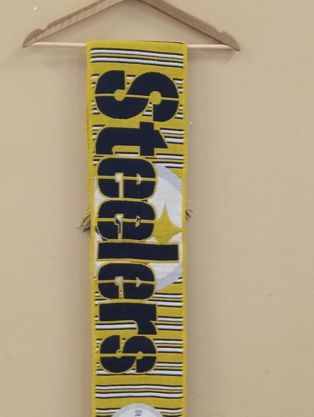 Pittsburgh Steelers Yellow Acrylic Scarf